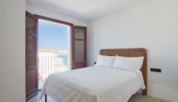 Resa Estates Ibiza duplex for sale te koop bedroom .jpg